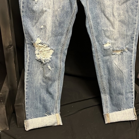 𝅺NO Boundaries- super high rise slim straight cropped jeans - Picture 4 of 5